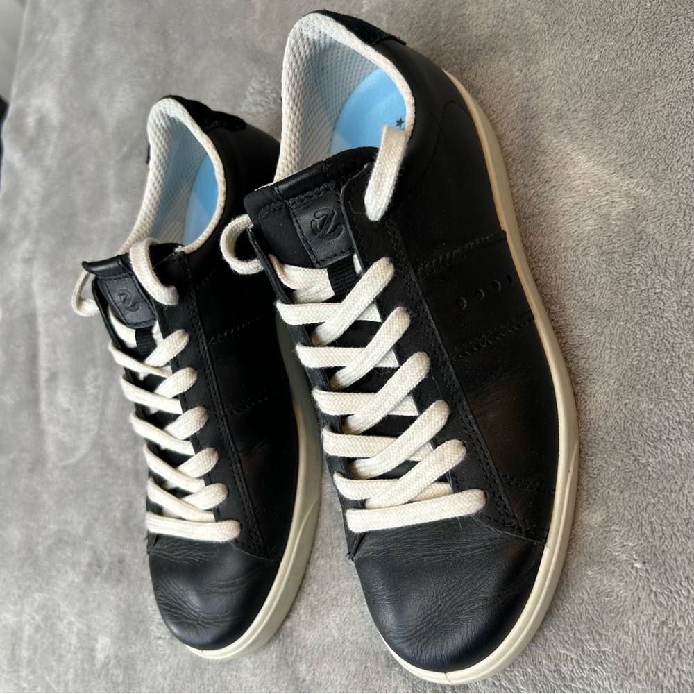 ECCO Street Light Women's Sneakers 212803‎ 51052 2330503091 US Size 7-7.5 EU 38